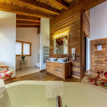 Penthouse Access , 6 Bedroom, 6 Baths By Jolidi *