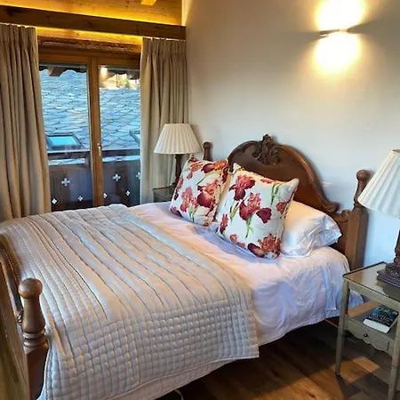 Penthouse Access , 6 Bedroom, 6 Baths By Jolidi