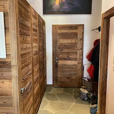 Penthouse Access , 6 Bedroom, 6 Baths By Jolidi *