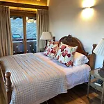 Penthouse Access , 6 Bedroom, 6 Baths By Jolidi