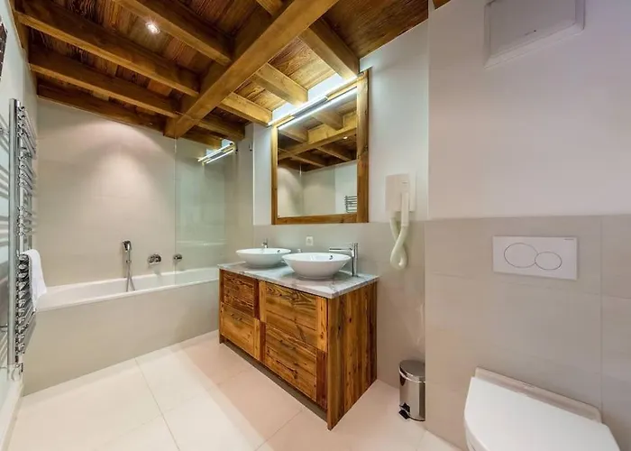 Διαμέρισμα Penthouse Access , 6 Bedroom, 6 Baths By Jolidi