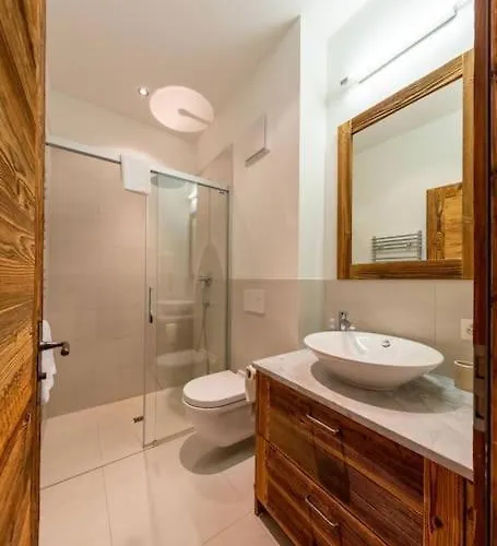 Διαμέρισμα Penthouse Access , 6 Bedroom, 6 Baths By Jolidi *
