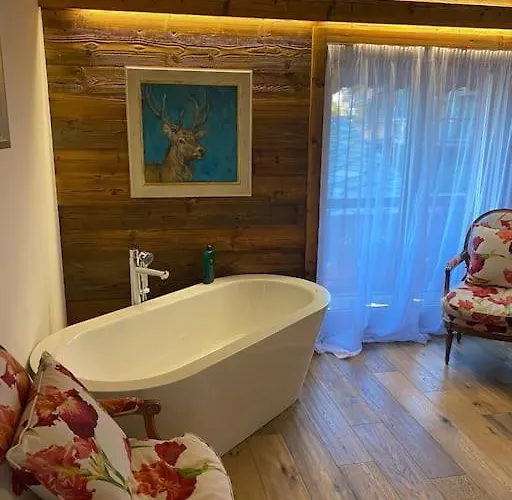 Διαμέρισμα Penthouse Access , 6 Bedroom, 6 Baths By Jolidi