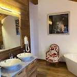 Penthouse Access , 6 Bedroom, 6 Baths By Jolidi 南达