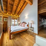 Penthouse Access , 6 Bedroom, 6 Baths By Jolidi